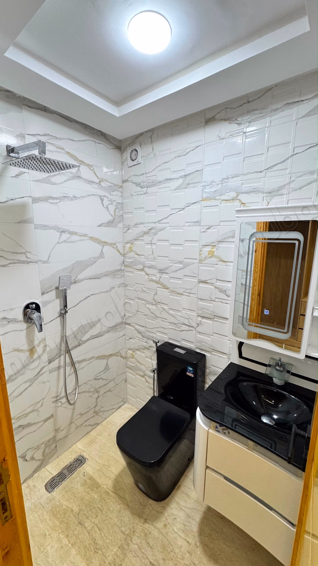Magnifique duplex à louer à Hay Al Amal, chambres confortables