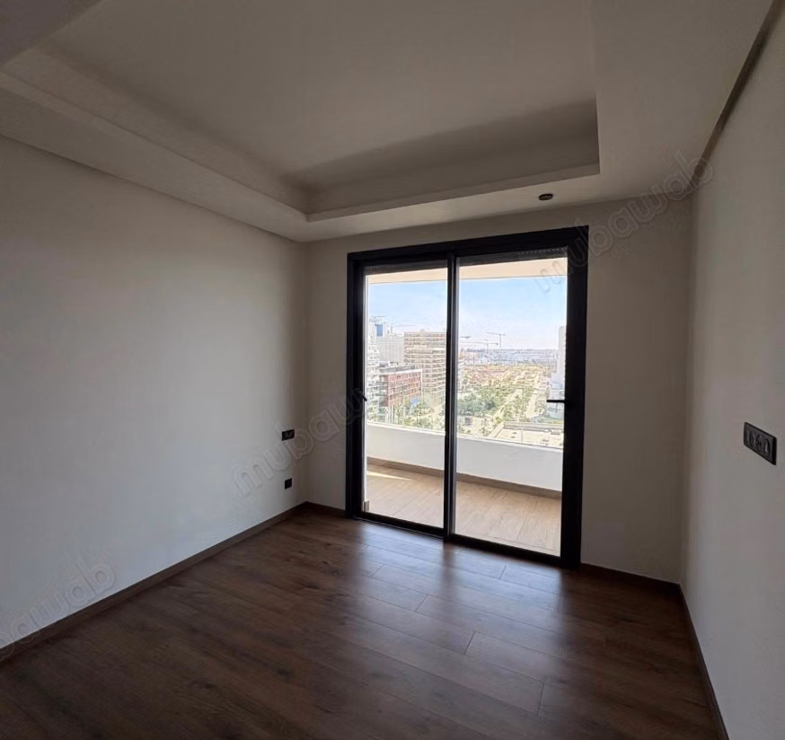 Appartamento in affitto a Casablanca Finance City. 3 camere piacevoli. Posti auto e terrazza
