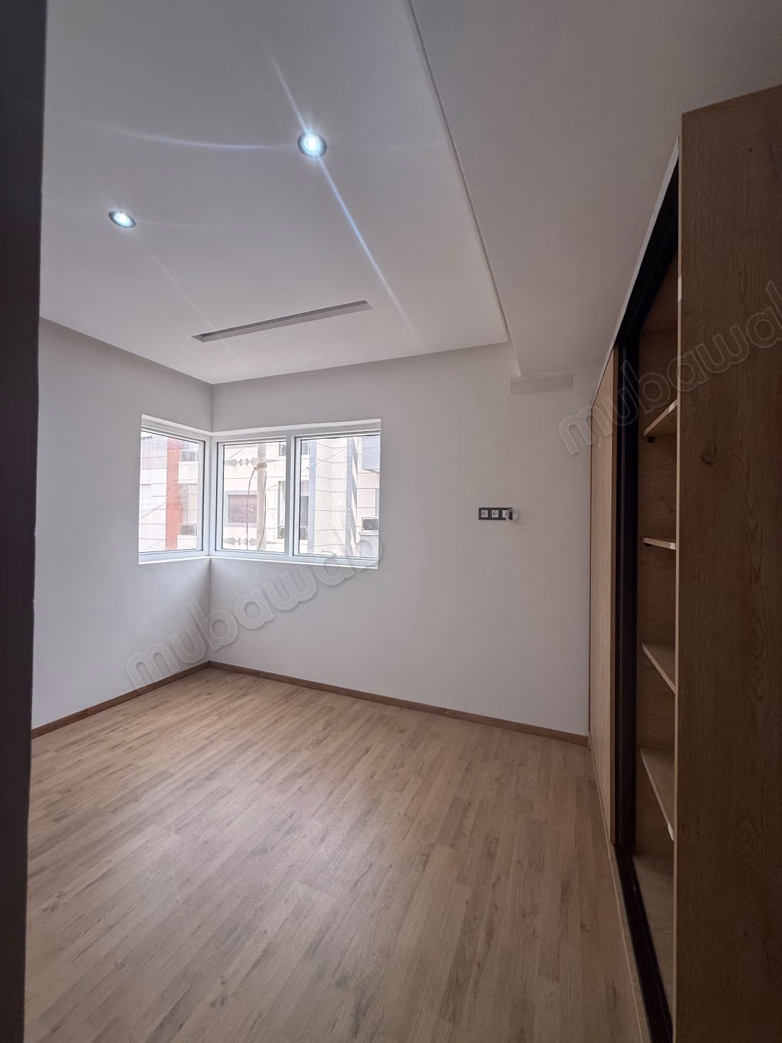 Appartement magnifique à vendre à Martil. Superficie totale de 66 m². Immeuble avec portier, et climatisation