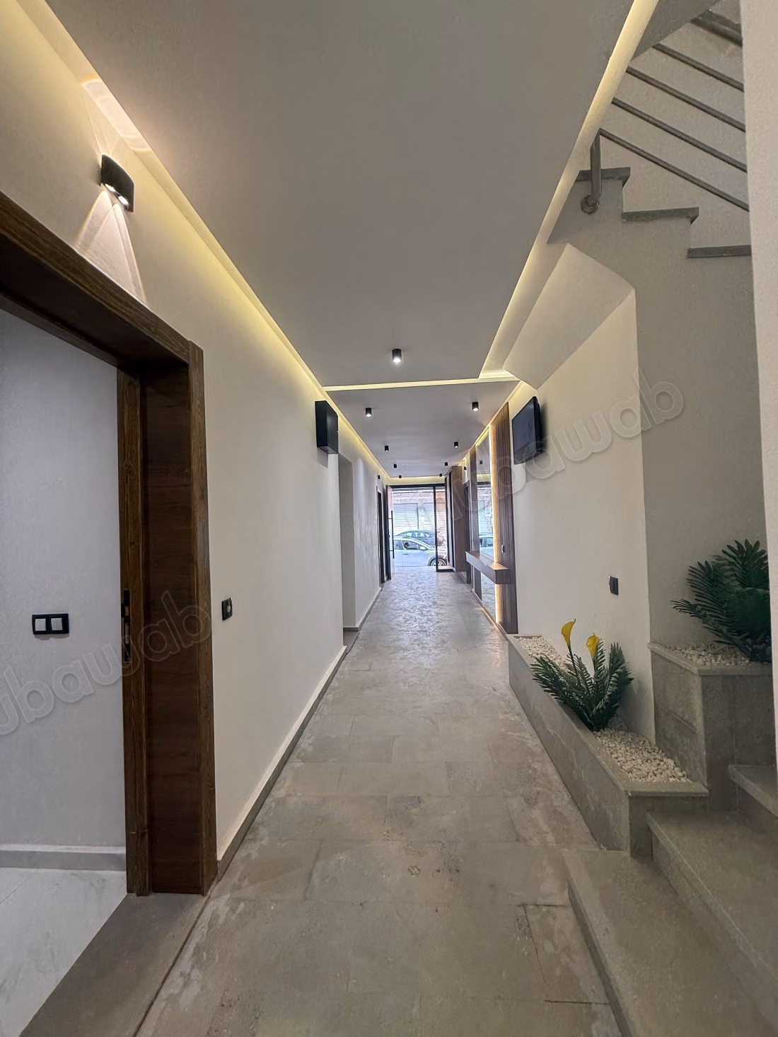 Appartement magnifique à vendre à Martil. Superficie totale de 66 m². Immeuble avec portier, et climatisation