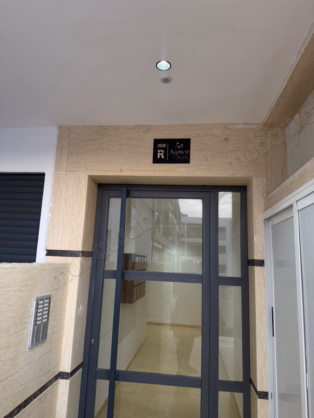 Maravilloso apartamento en alquiler en Mansouriyeh. 2 habitaciones maravillosas. Amueblado