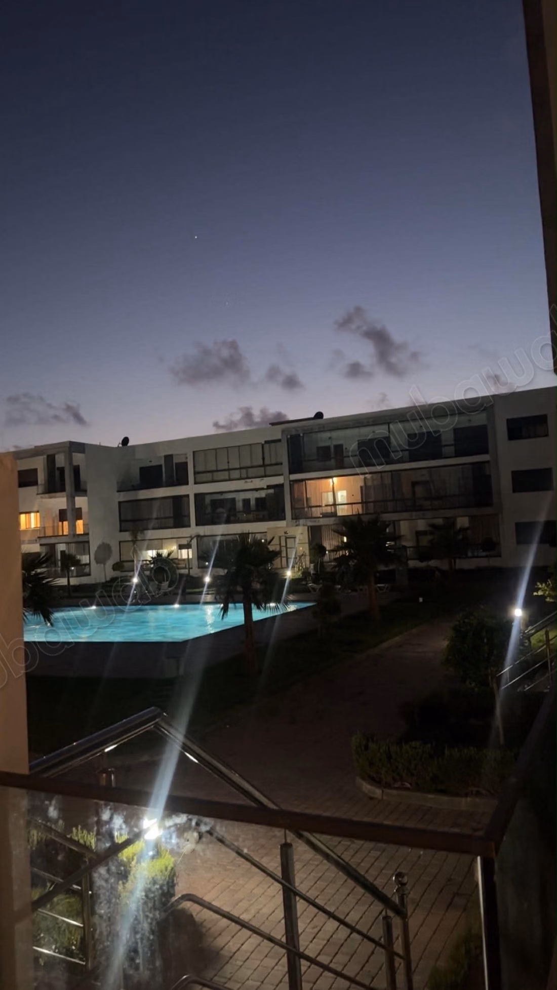 Maravilloso apartamento en alquiler en Mansouriyeh. 2 habitaciones maravillosas. Amueblado