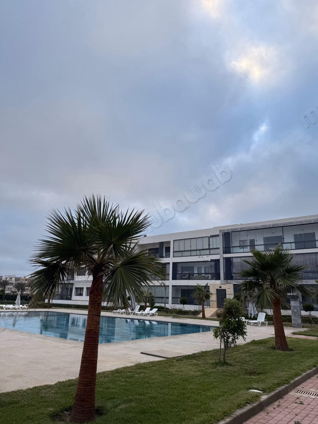 Maravilloso apartamento en alquiler en Mansouriyeh. 2 habitaciones maravillosas. Amueblado