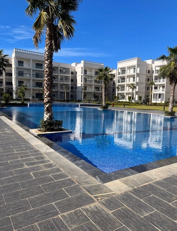 Appartements à louer à Plage Oued Cherrat. 
3 pièces. Ascenseur et terrasse