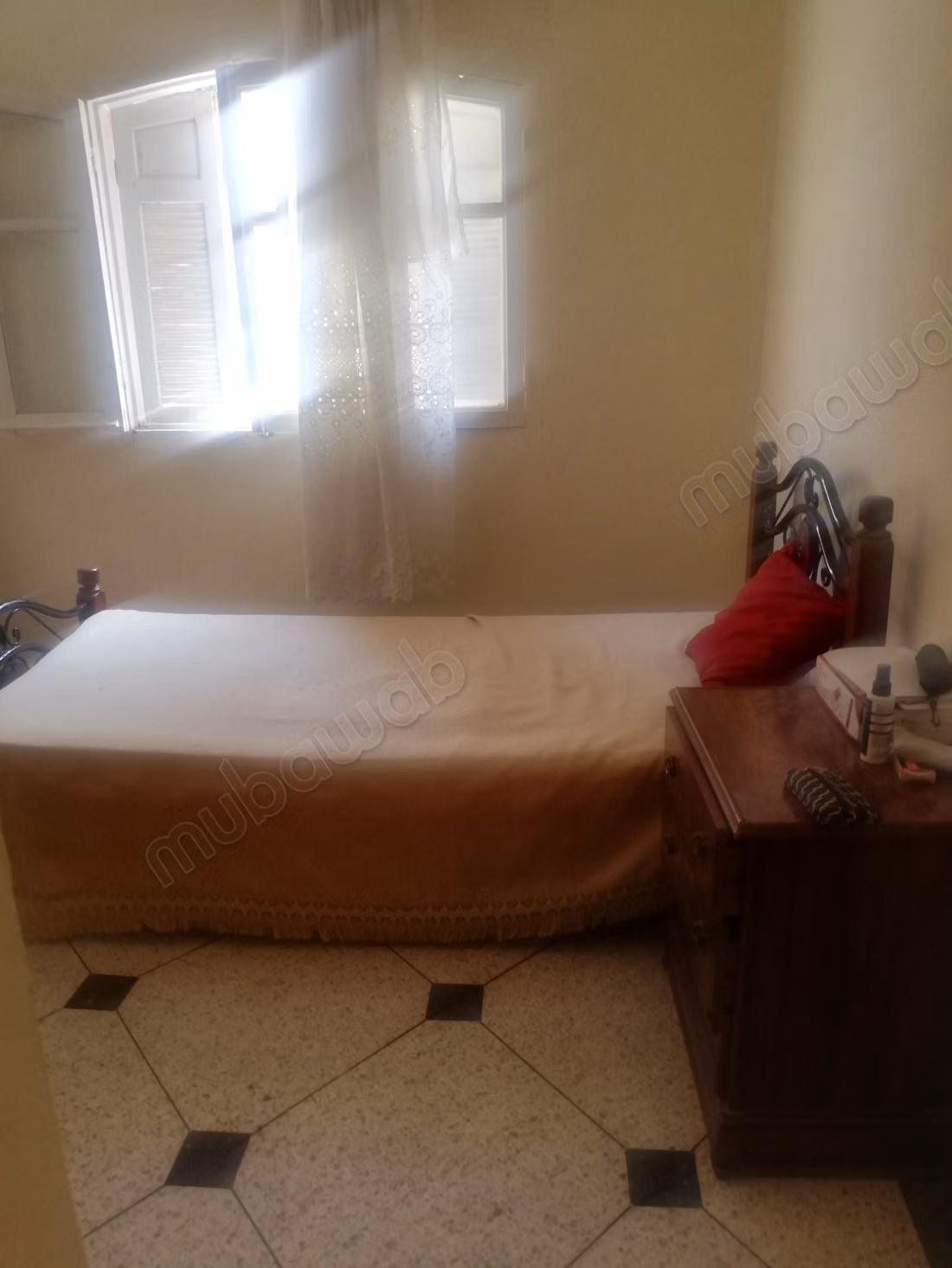 Très bel appartement en location à Lallamaryem. 
3 pièces confortables. 
Bien meublé
