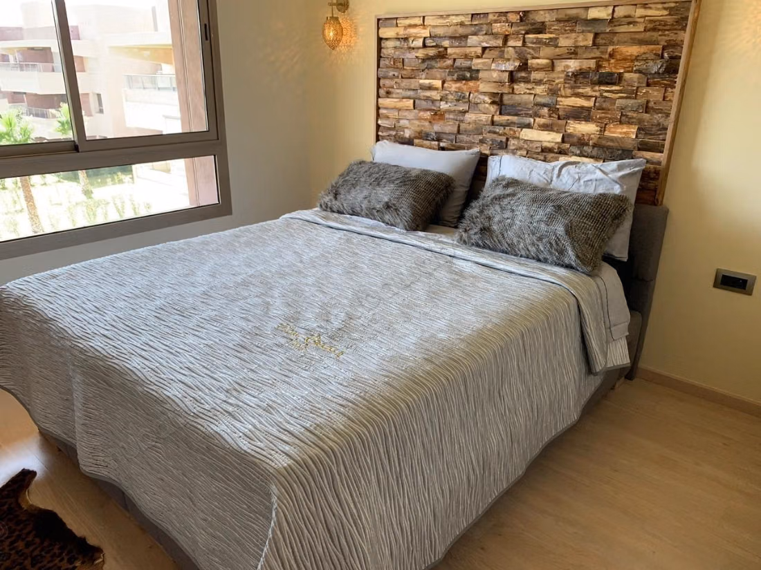 Excellente opprtunité d investissement locatif, Studio meublé et déja loué au sein de la résidence JAD PRESTIGIA Front Golf Marrakech a la vente