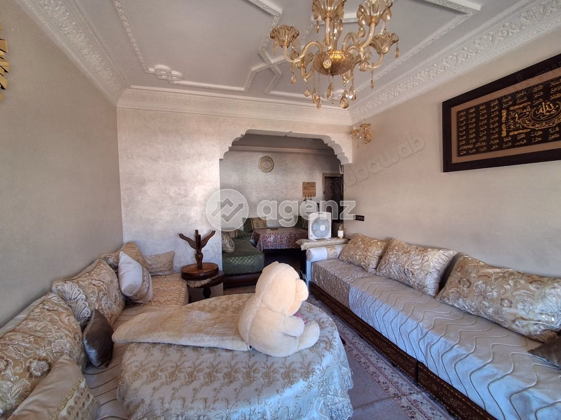 Appartement à vendre 93 m², 3 chambres 
Said hajji 
Salé