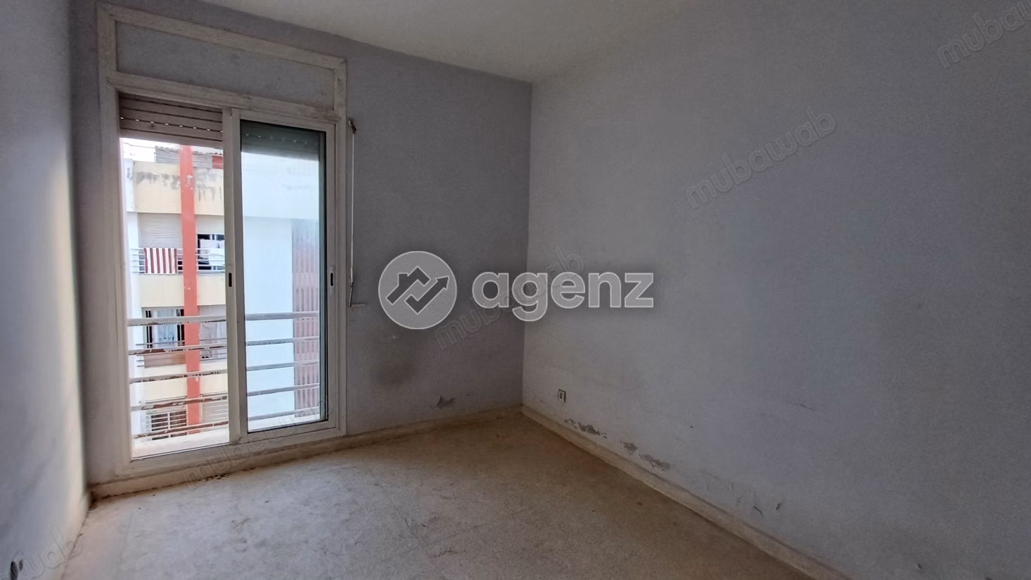 Appartement à vendre 88 m², 3 chambres 
Oulad Mtaa 
Skhirate 
Témara — 3