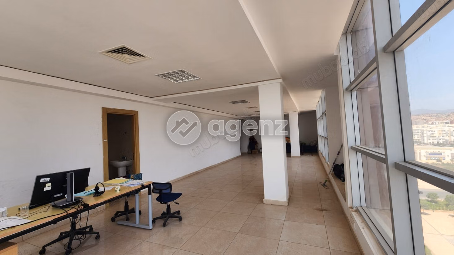 Bureau à louer 80 m² 
Hay Mohammadi 
Agadir