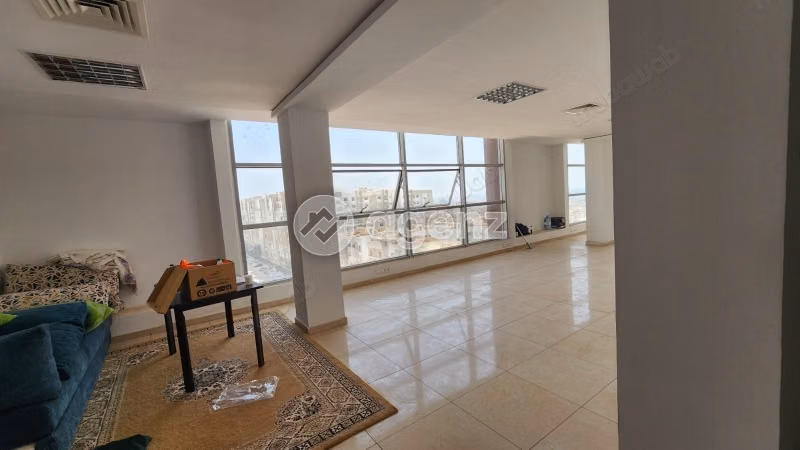 Ufficio in affitto 80 m² Hay Mohammadi Agadir