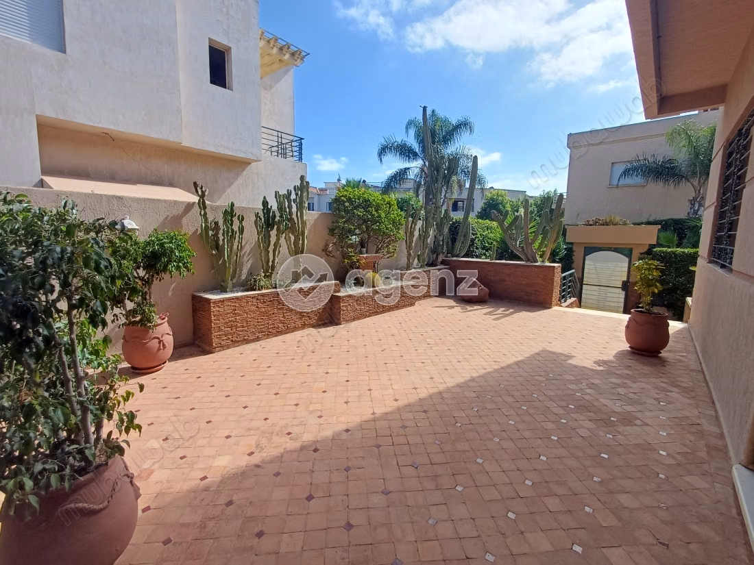 Villa en venta 375 m², 4 habitaciones Laymoune Casablanca