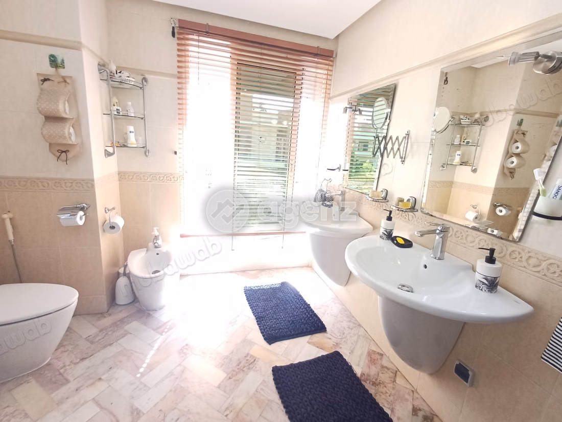 Villa en venta 375 m², 4 habitaciones Laymoune Casablanca
