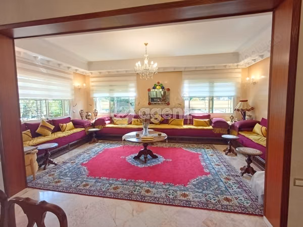 Villa in vendita 375 m², 4 camere Laymoune Casablanca