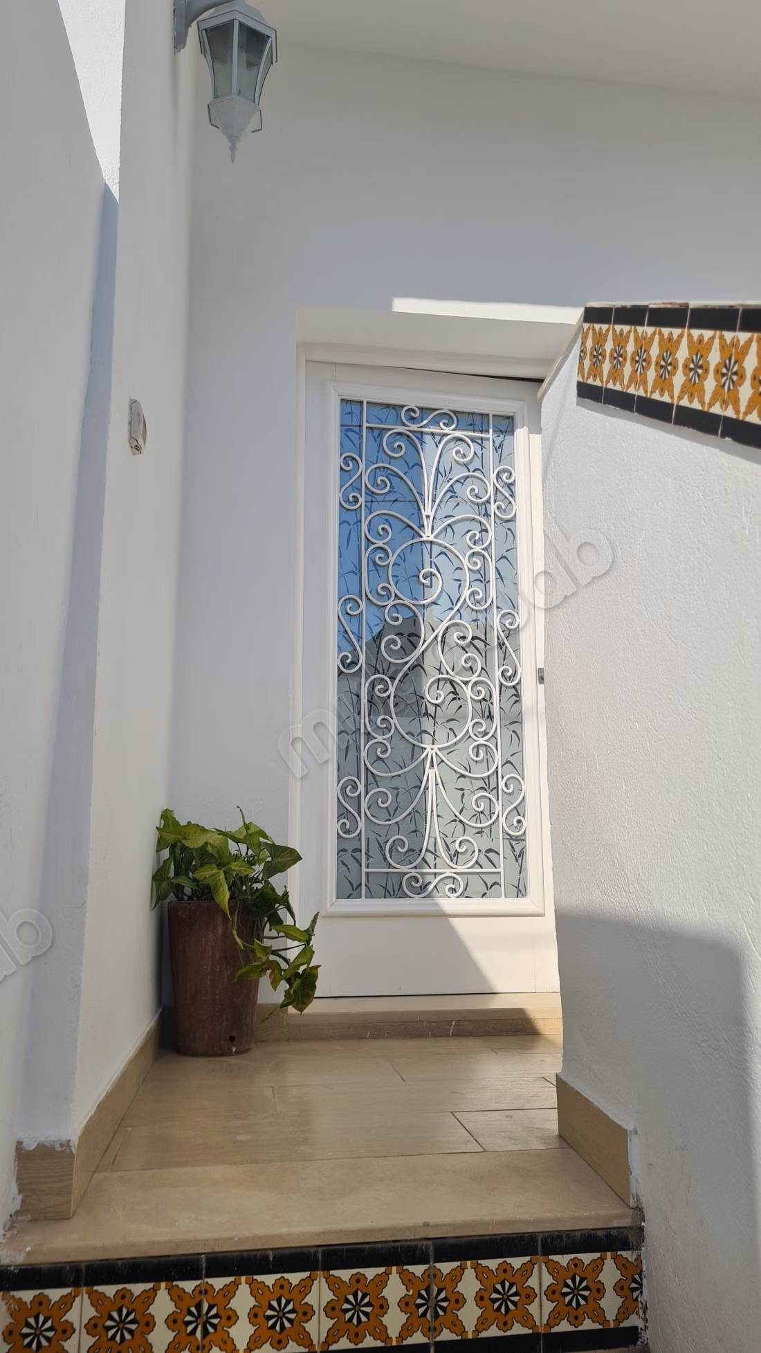 Un piano di villa nel centro di Manouba