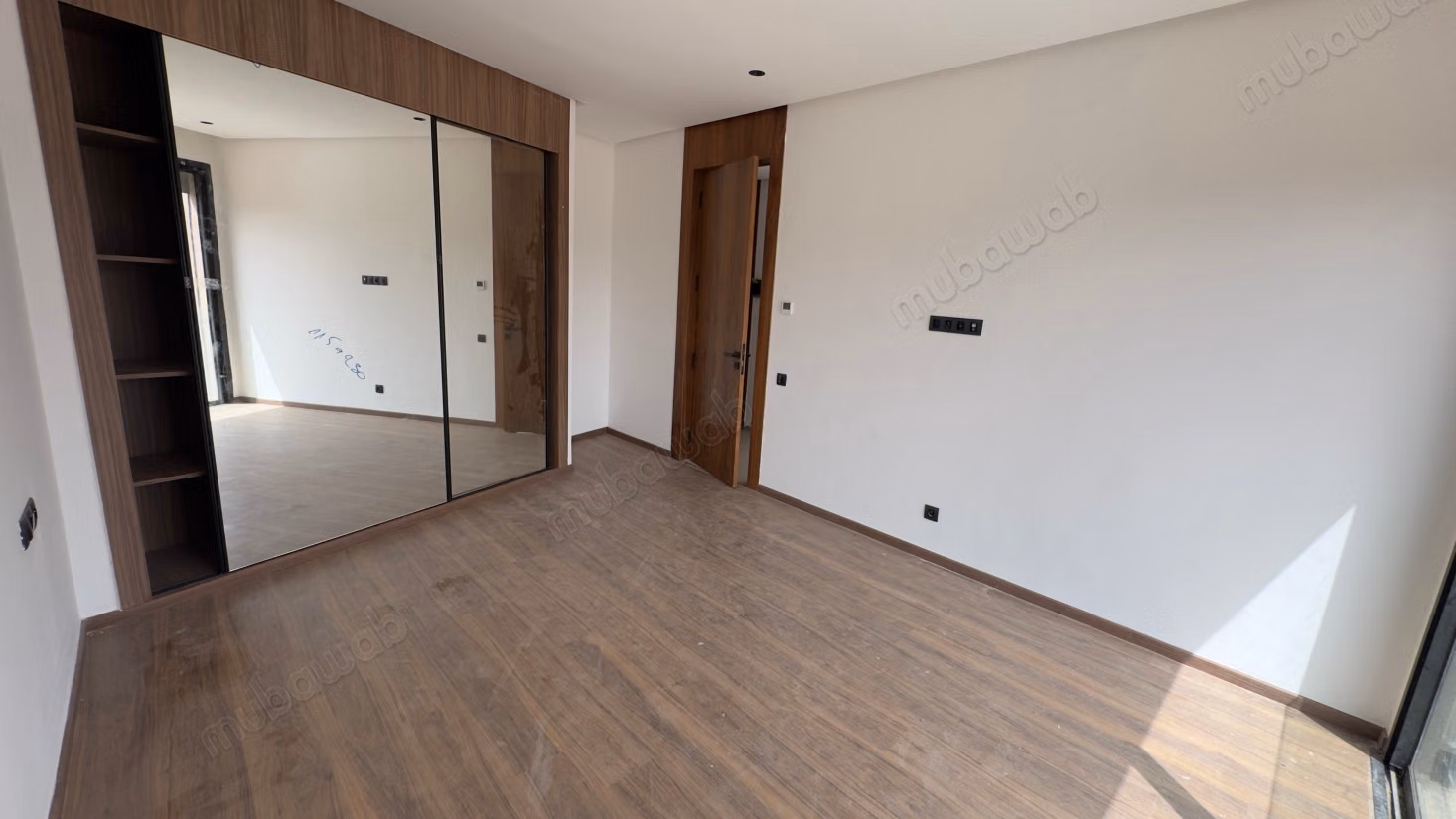 Appartement 1 chambre vide neuf à louer longue durée 
route de Casablanca 
Marrakech
