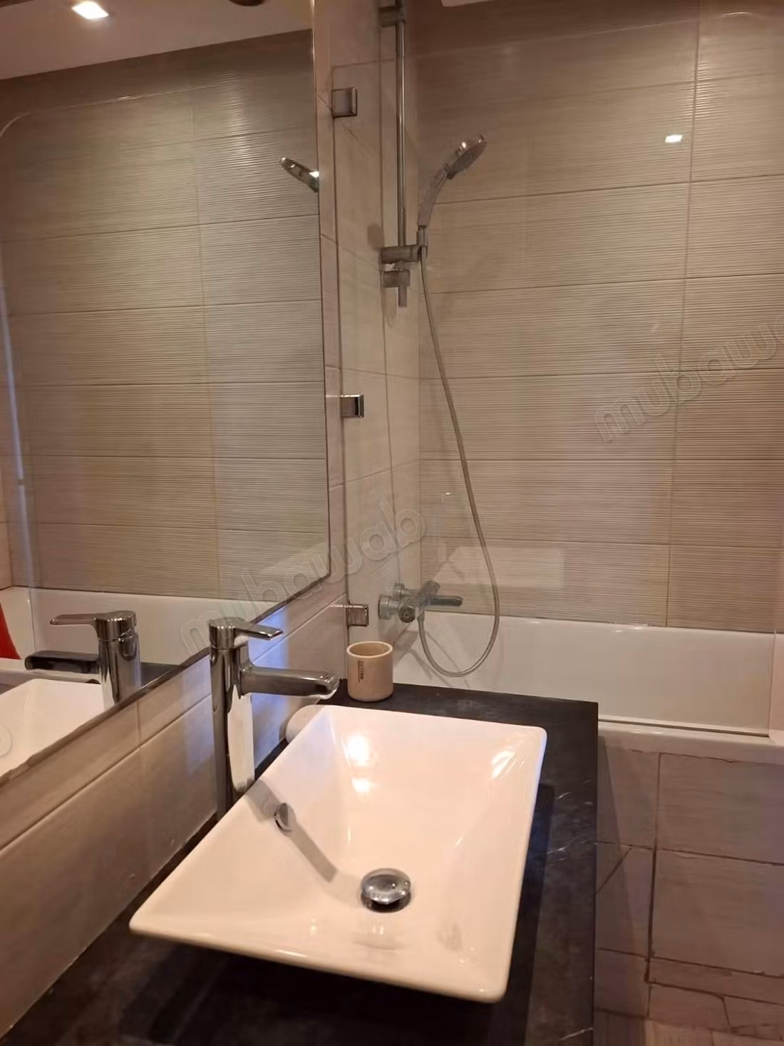 Bell'appartamento in affitto a Casablanca Finance City. 2 camere confortevoli. Arredato