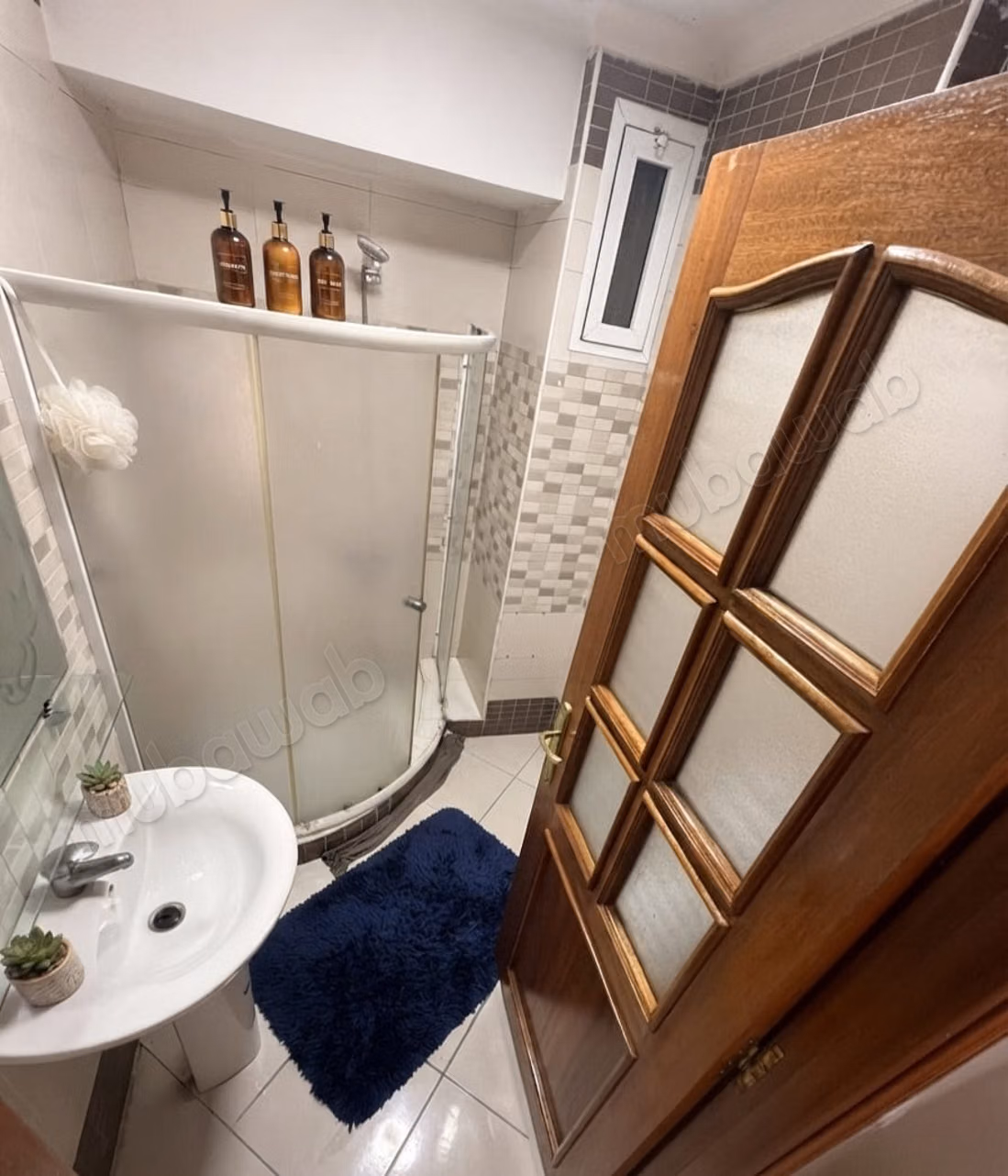 Appartement en location à Mimosas. Superficie 155 m². Meublé