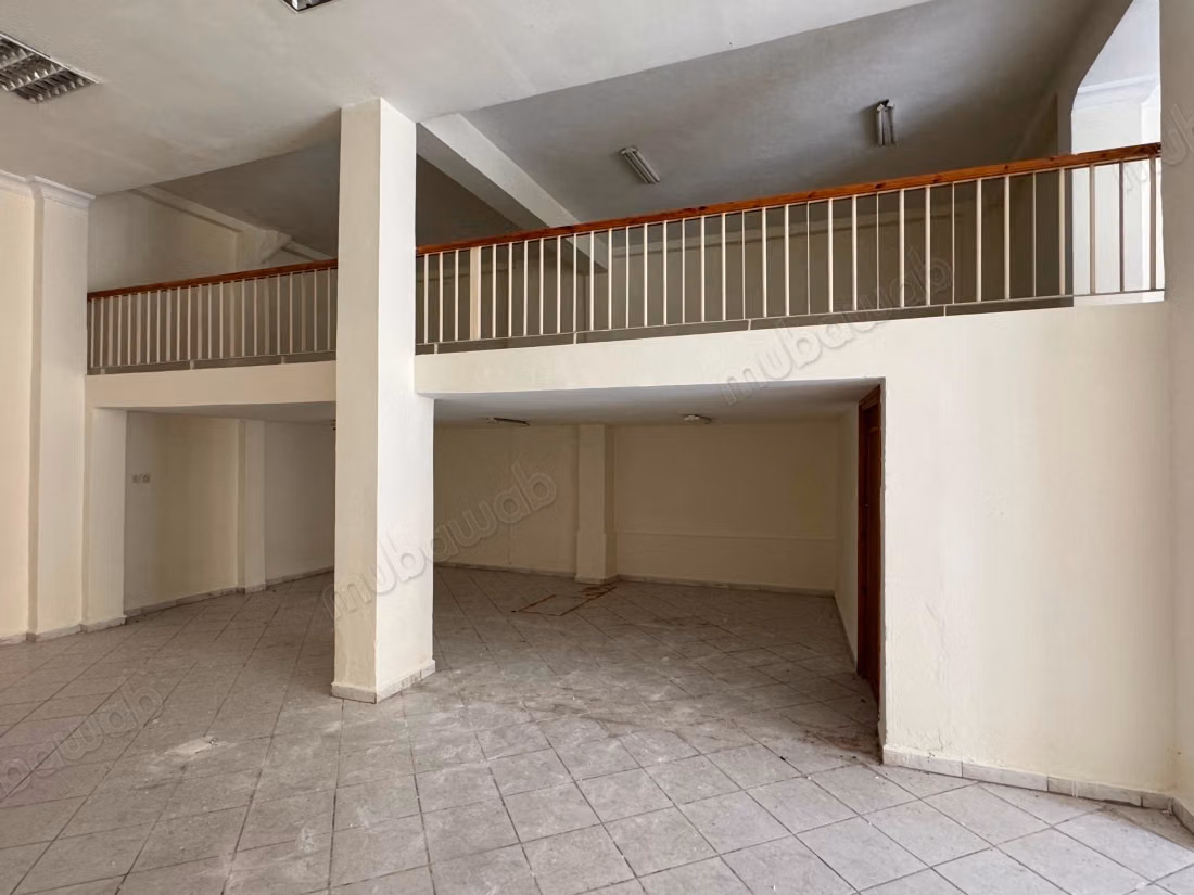 Local comercial en venta en Touilaa. Superficie 80 m²