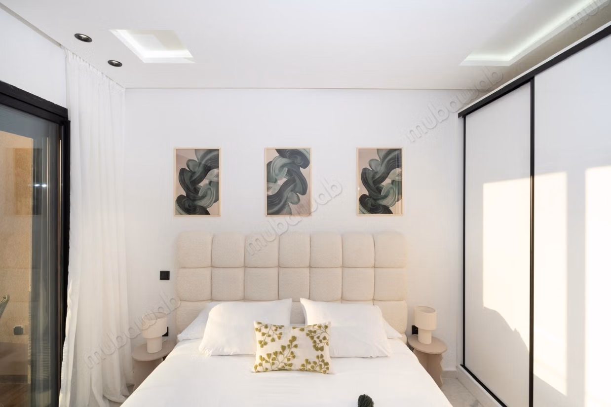 Rental of an apartment in Hivernage. Area 44 m². Furnished