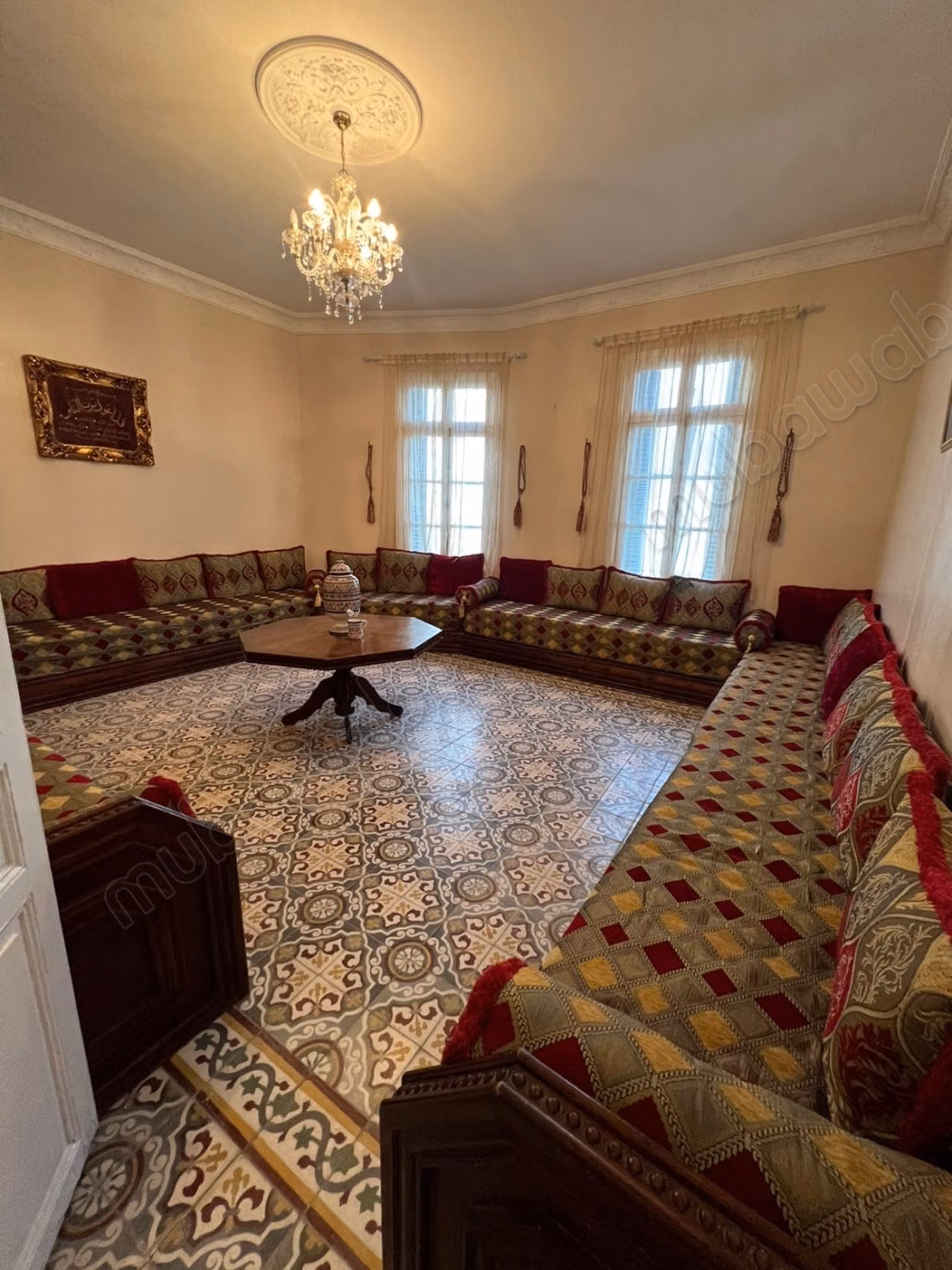 Vend appartement à Marchan. 
6 pièces