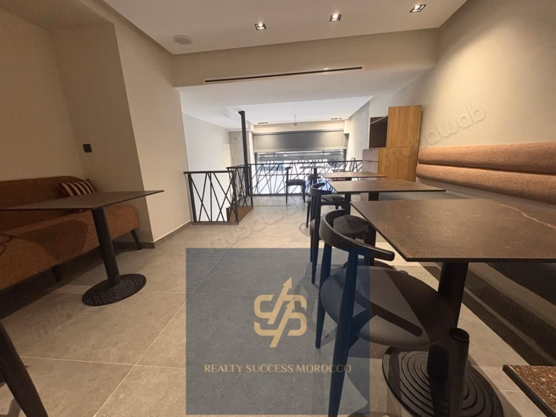 FOR RENT — Equipped & furnished café 68 m², Oulfa