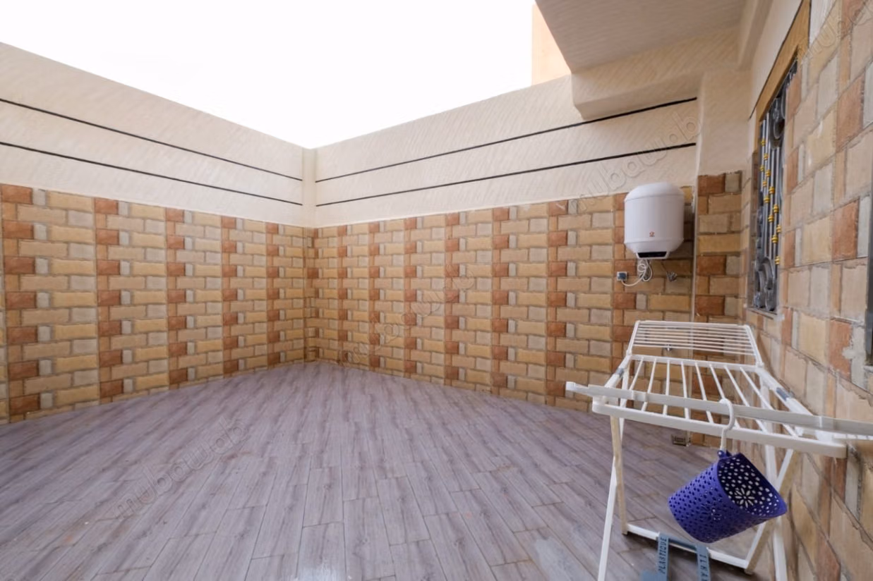 Apartments for rent in Ibn Jirir. Total area 100 m². Strong and durable door and central heating system