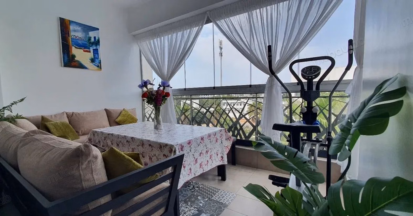 Location d'un appartement à Dar Bouazza. 5 pièces confortables. Meublé