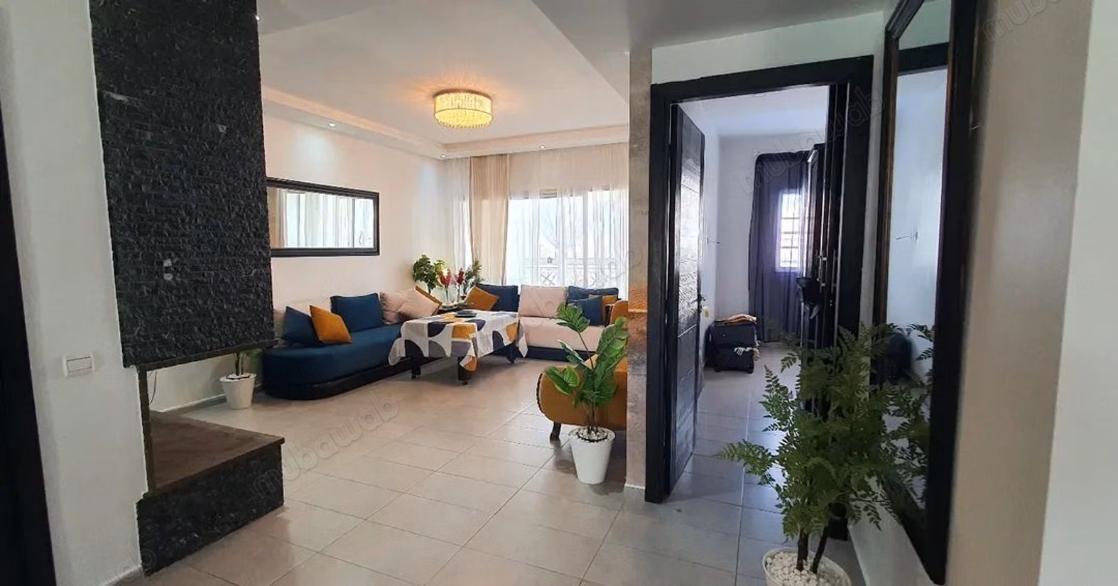 Location d'un appartement à Dar Bouazza. 5 pièces confortables. Meublé