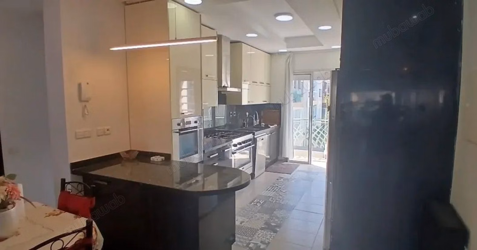 Location d'un appartement à Dar Bouazza. 5 pièces confortables. Meublé