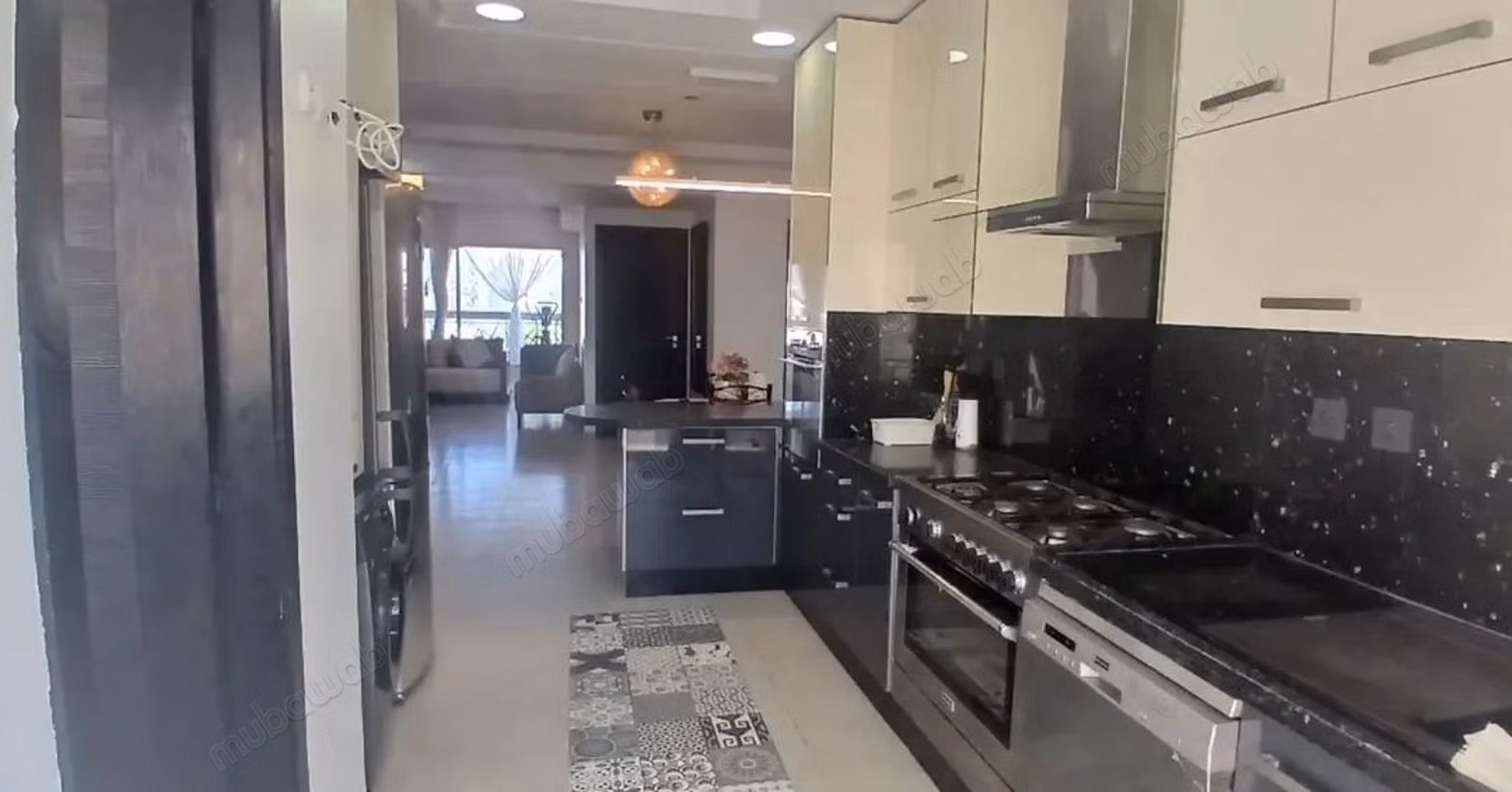 Location d'un appartement à Dar Bouazza. 5 pièces confortables. Meublé