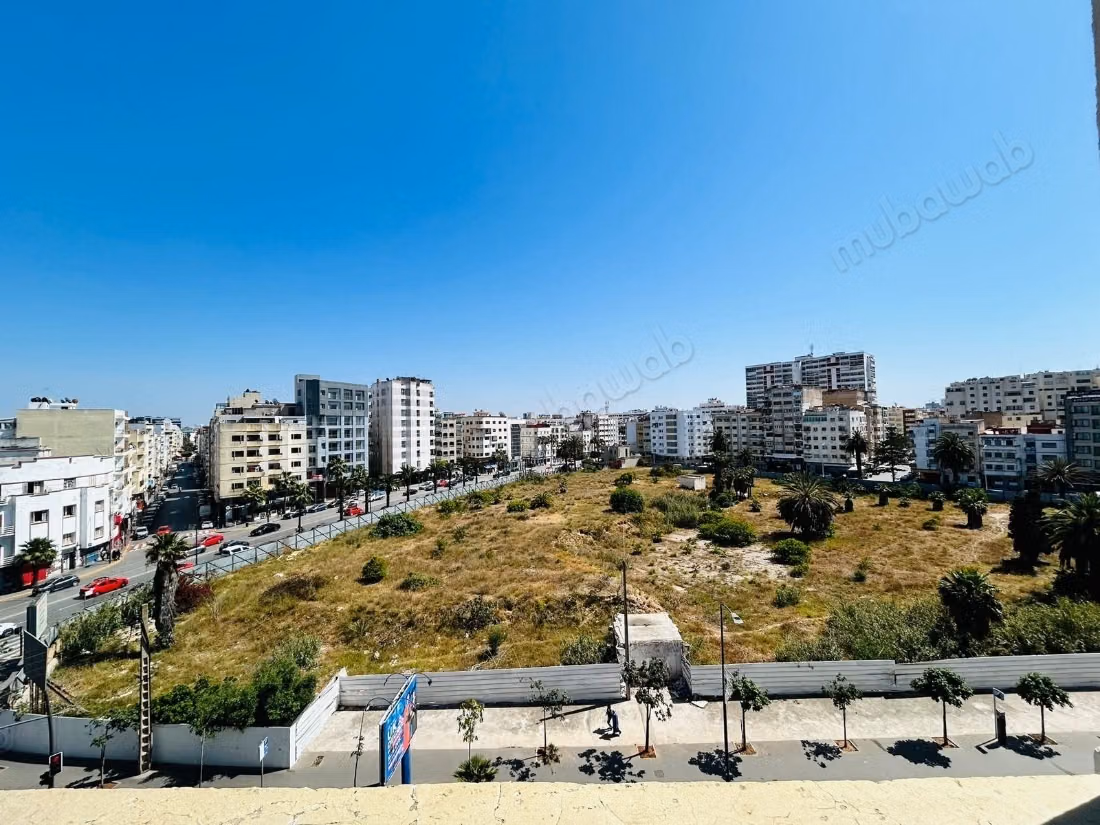Joli appartement dernier etage jolie vue
