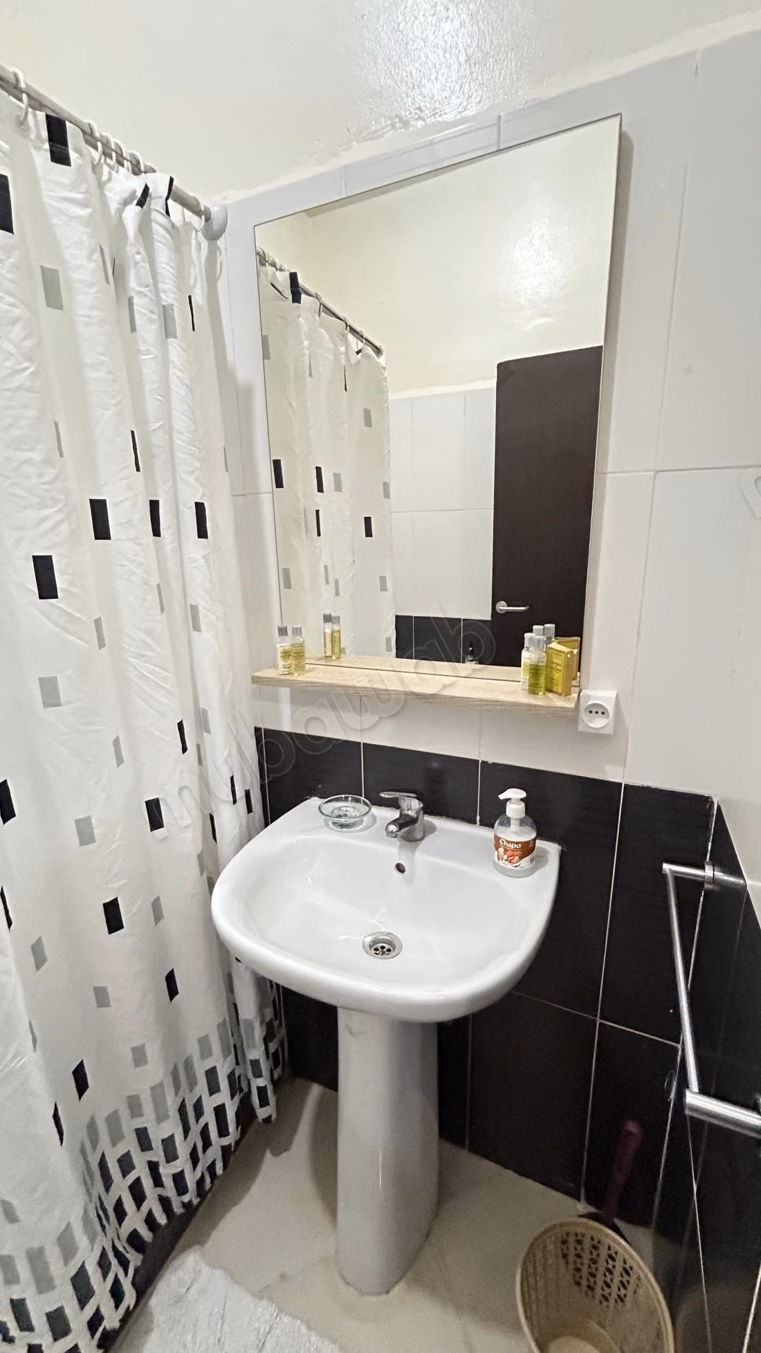 Appartement 2 chambres et grande terrasse 
Belbachir