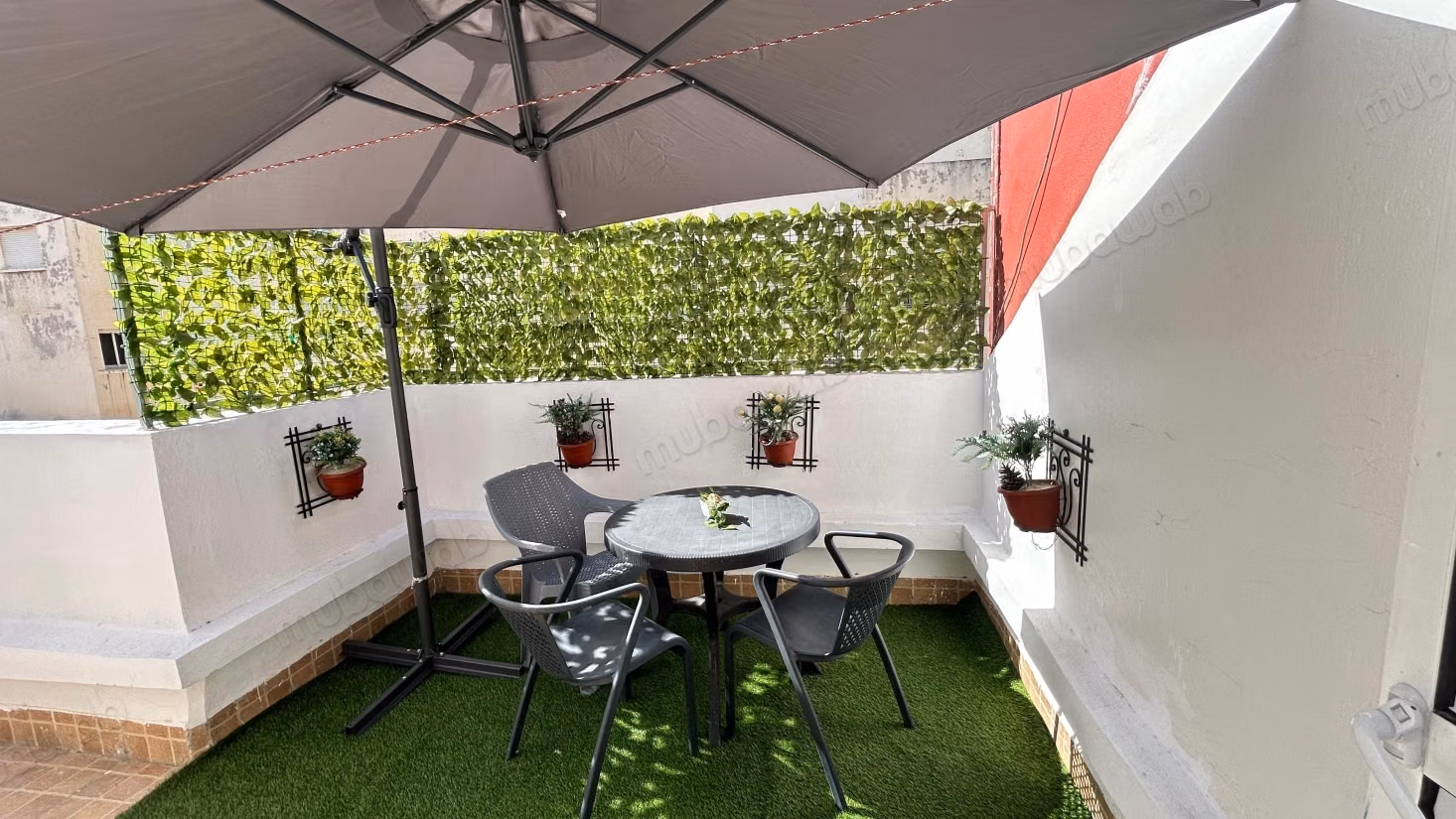 Appartement 2 chambres et grande terrasse 
Belbachir