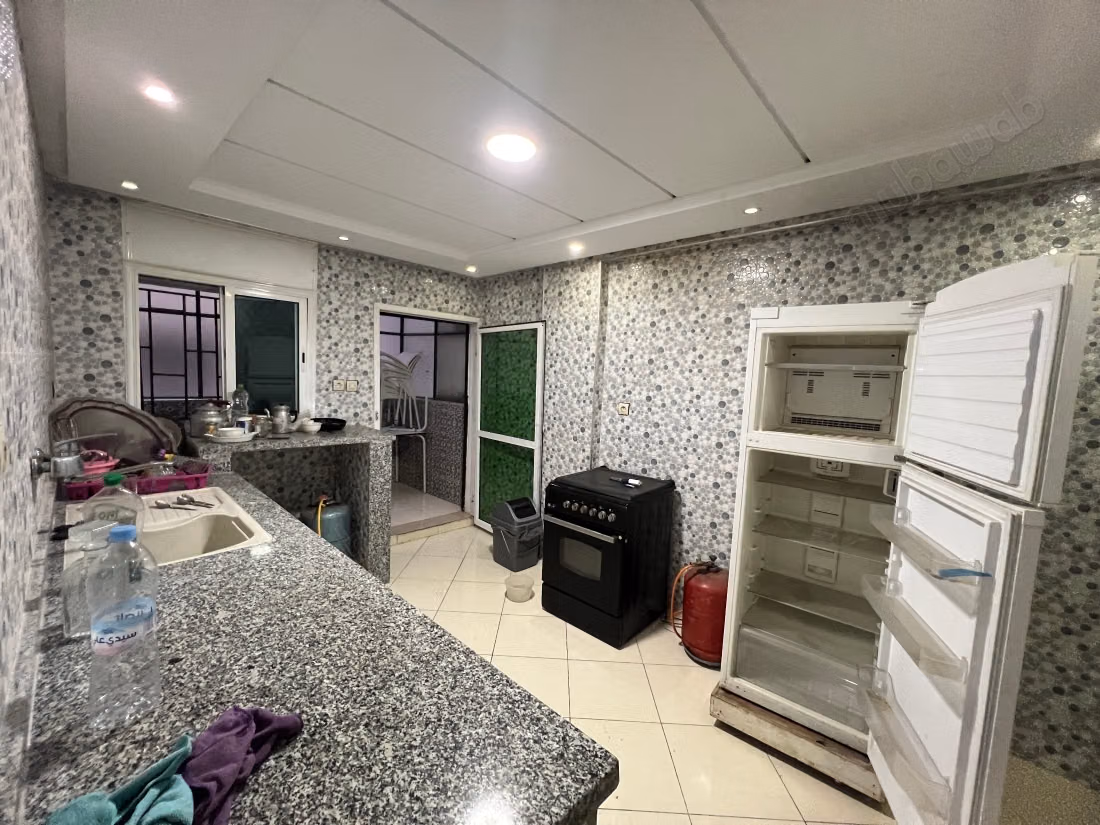 Superbe appartement à louer à Val Fleuri.
Surface totale 80 m²