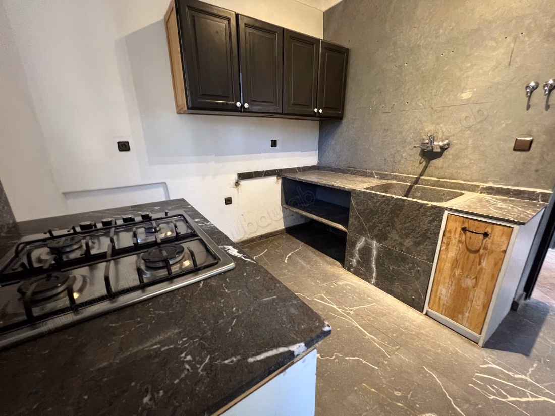 Luxury house for rent in Ennakhil Palmeraie. 4 comfortable rooms. Garden and terrace
