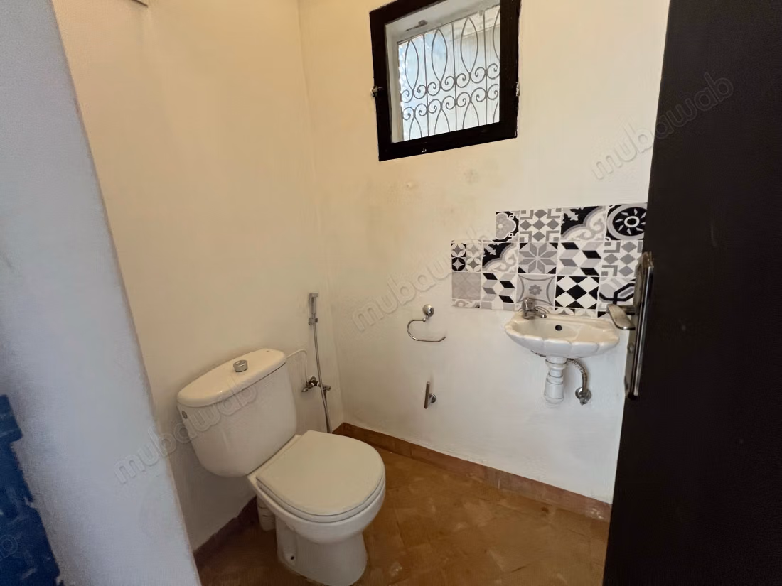 Luxury house for rent in Ennakhil Palmeraie. 4 comfortable rooms. Garden and terrace