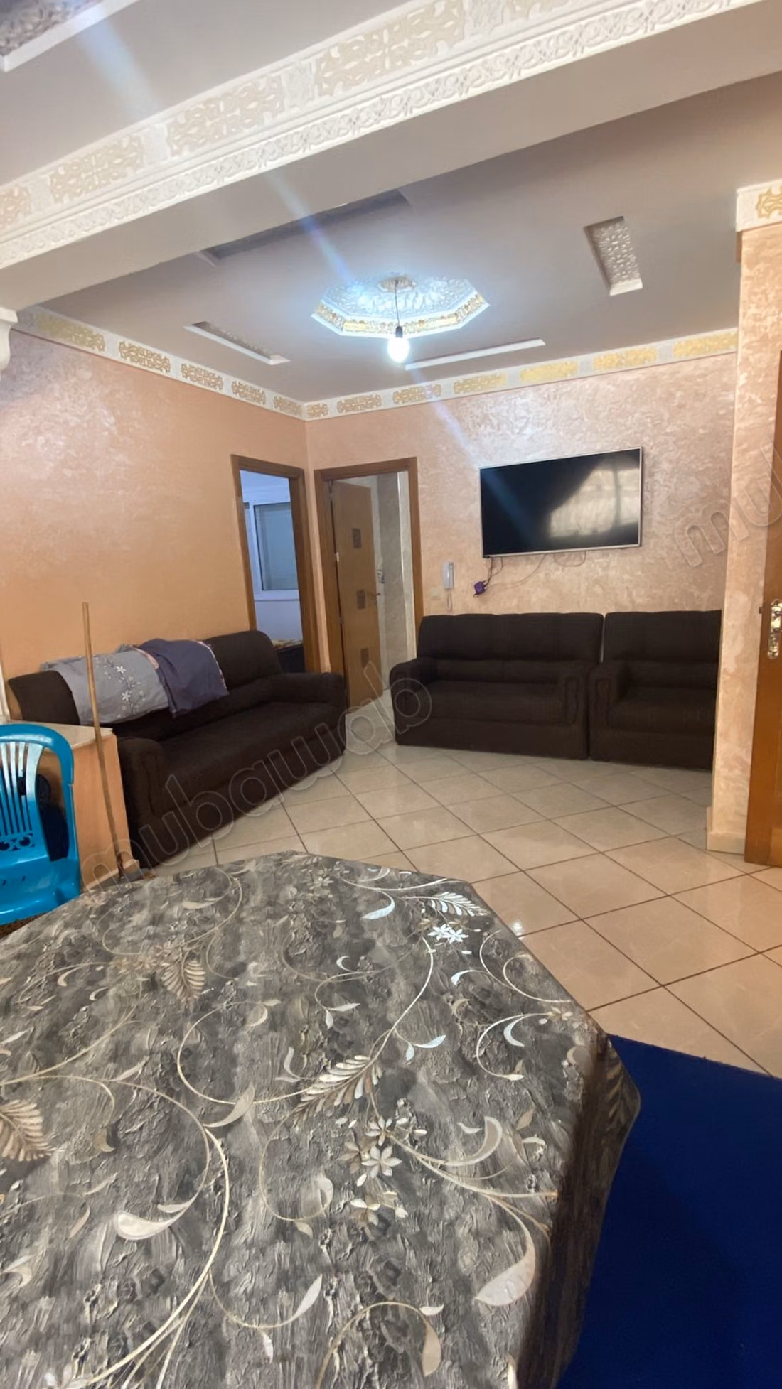 Appartement à vendre à M'diq. 2 grandes pièces. Meublé