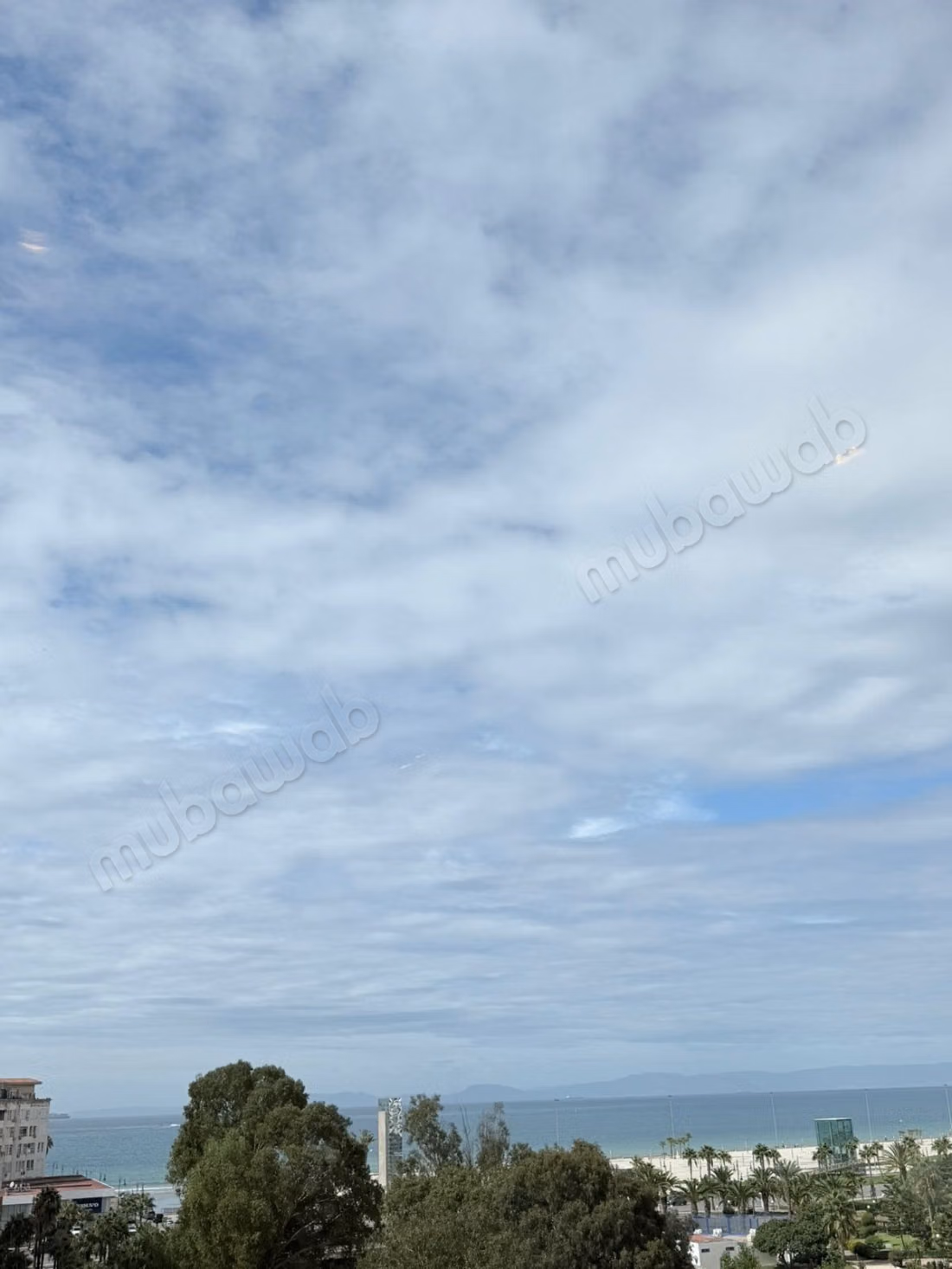 Moderne appartement te huur in Malabata met uitzicht op zee
