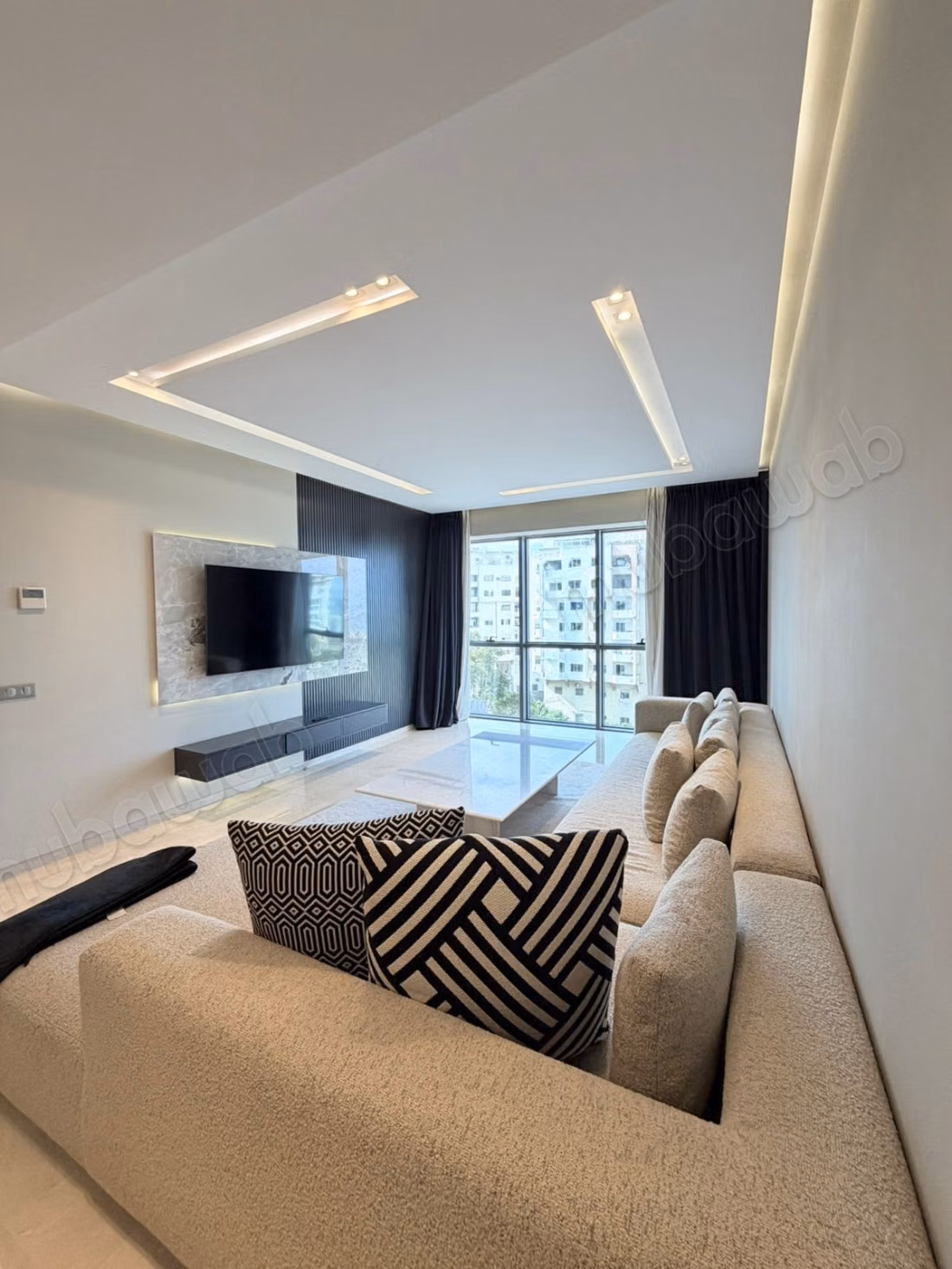 Moderne appartement te huur in Malabata met uitzicht op zee