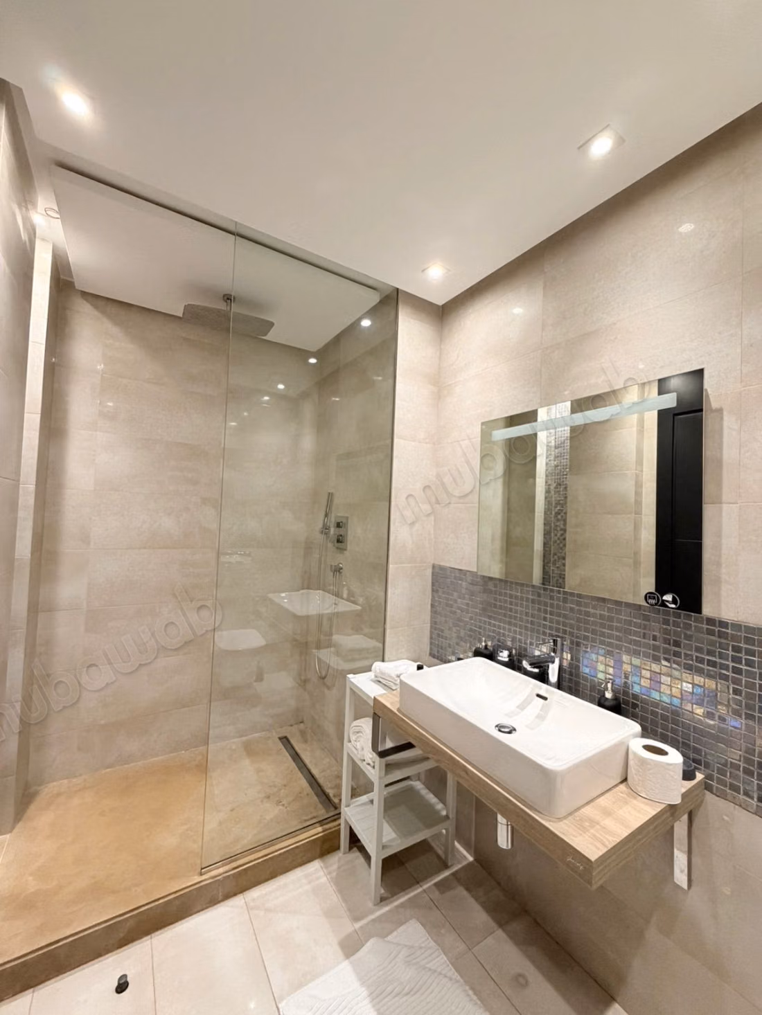 Moderne appartement te huur in Malabata met uitzicht op zee
