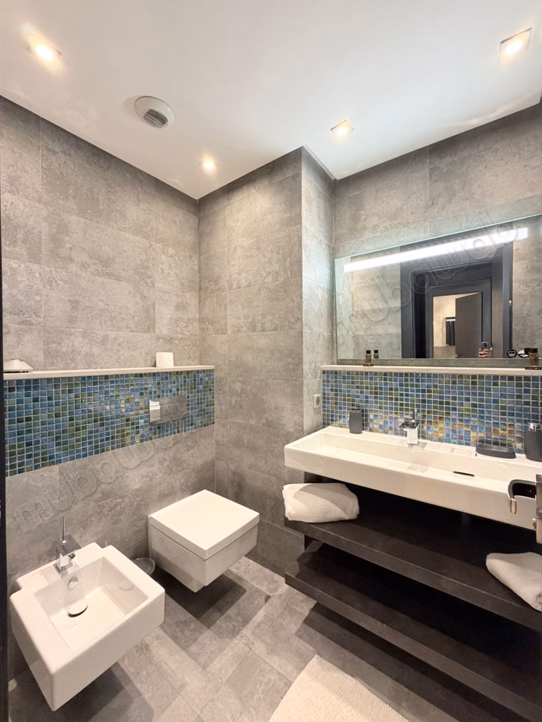 Moderne appartement te huur in Malabata met uitzicht op zee