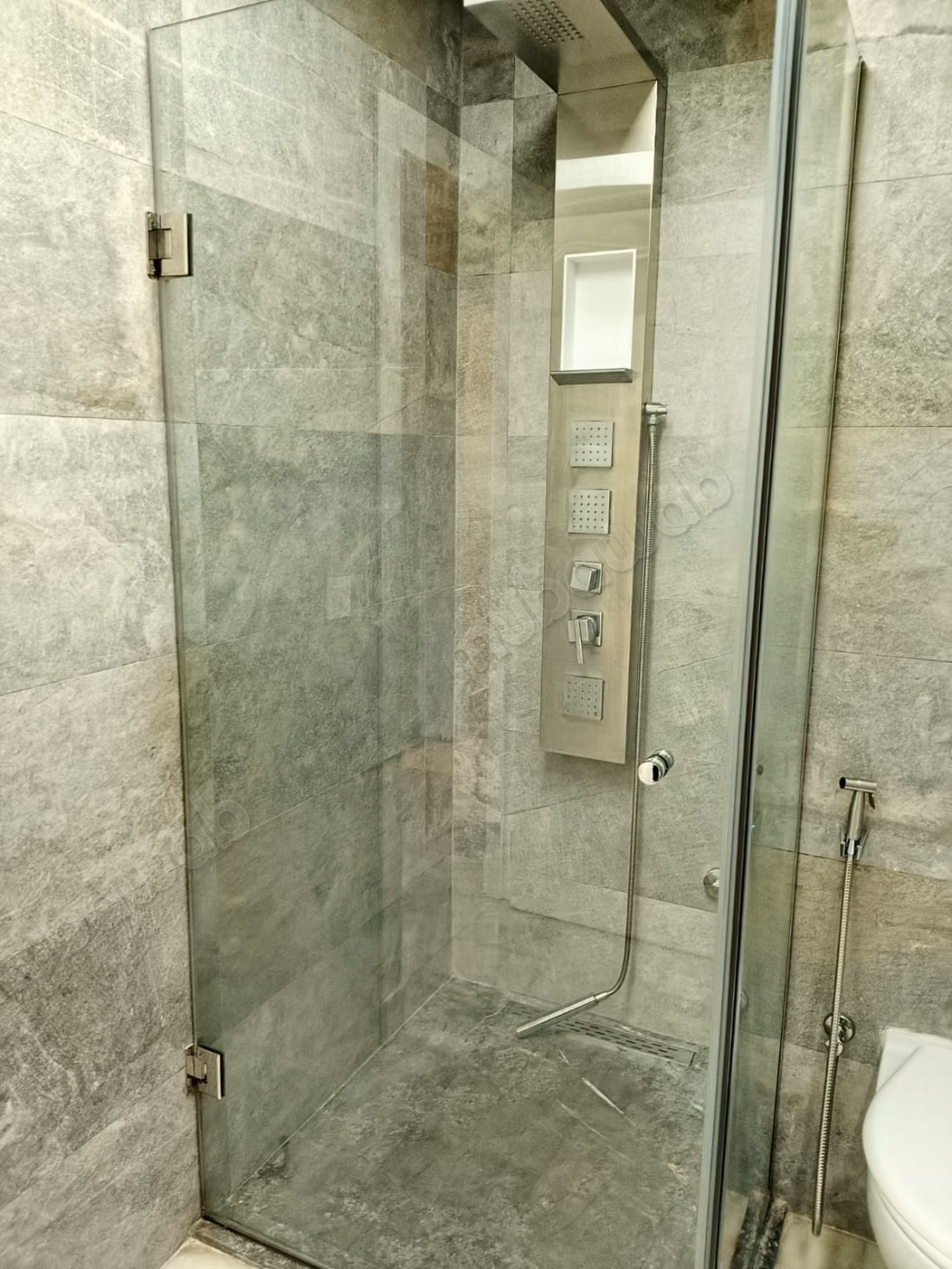 Malabata heuvels met zeezicht 3 airconditioned kamers balkon garage
