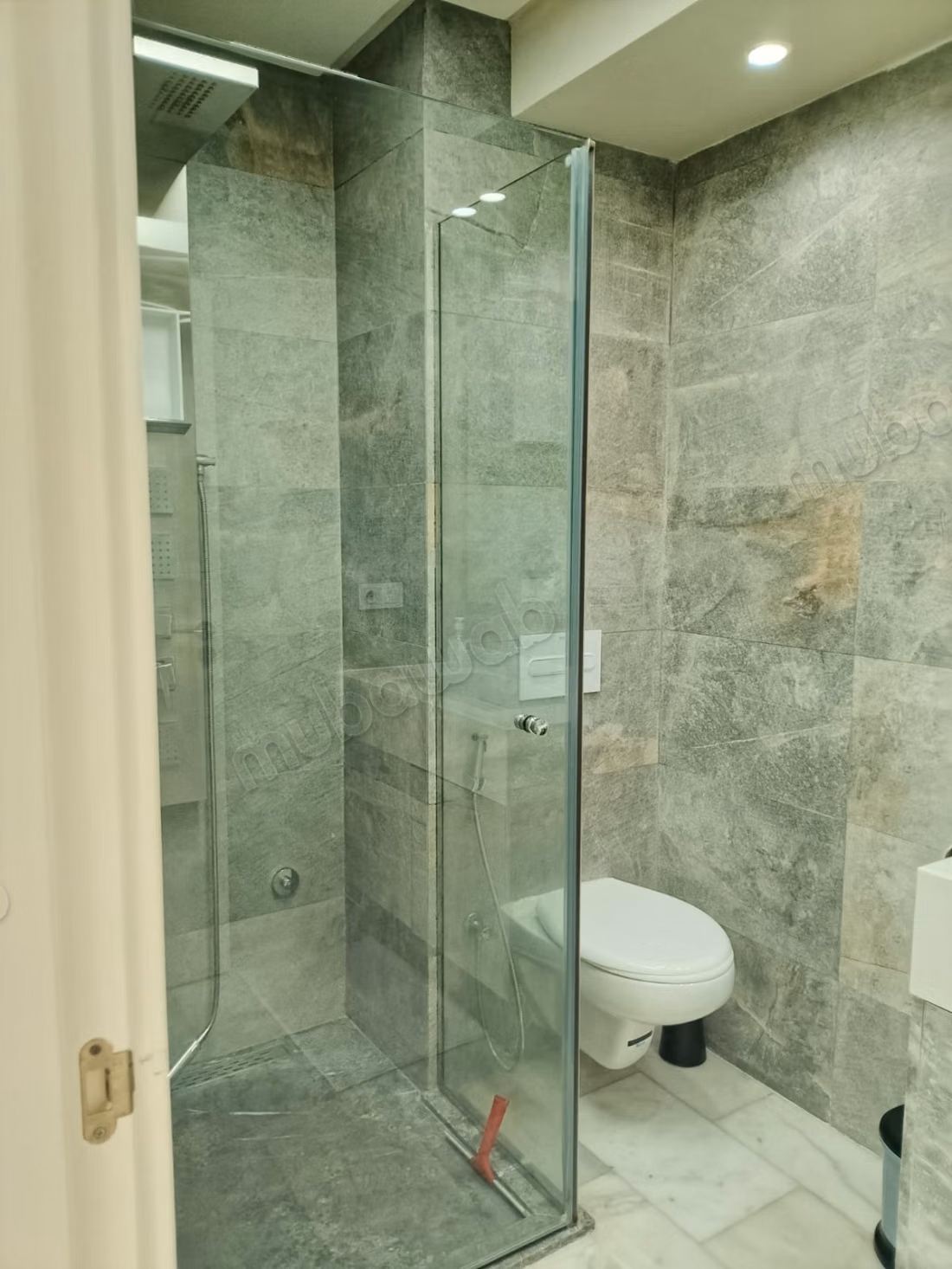 Malabata heuvels met zeezicht 3 airconditioned kamers balkon garage