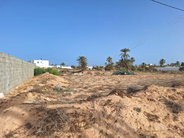 Beautiful land for sale in Midoun. Area 1229 m²