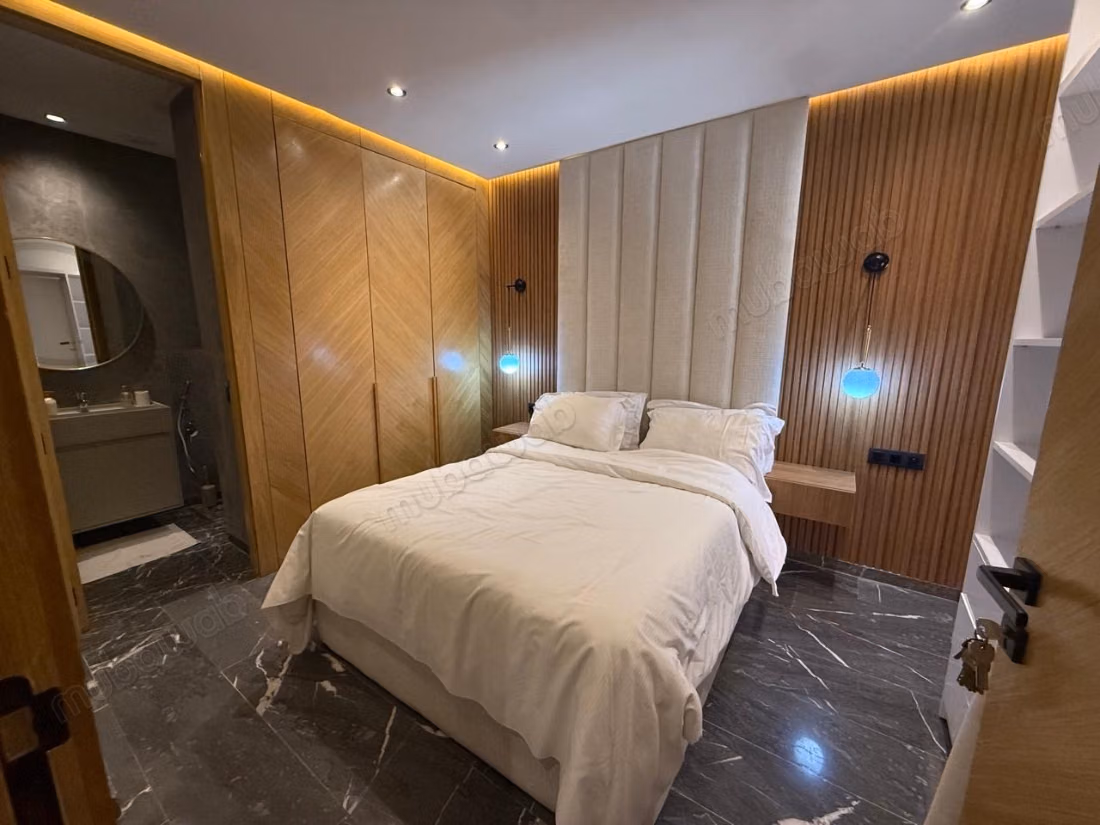 Vend appartement à Route Casablanca.
Surface de 62 m².
Meublé
