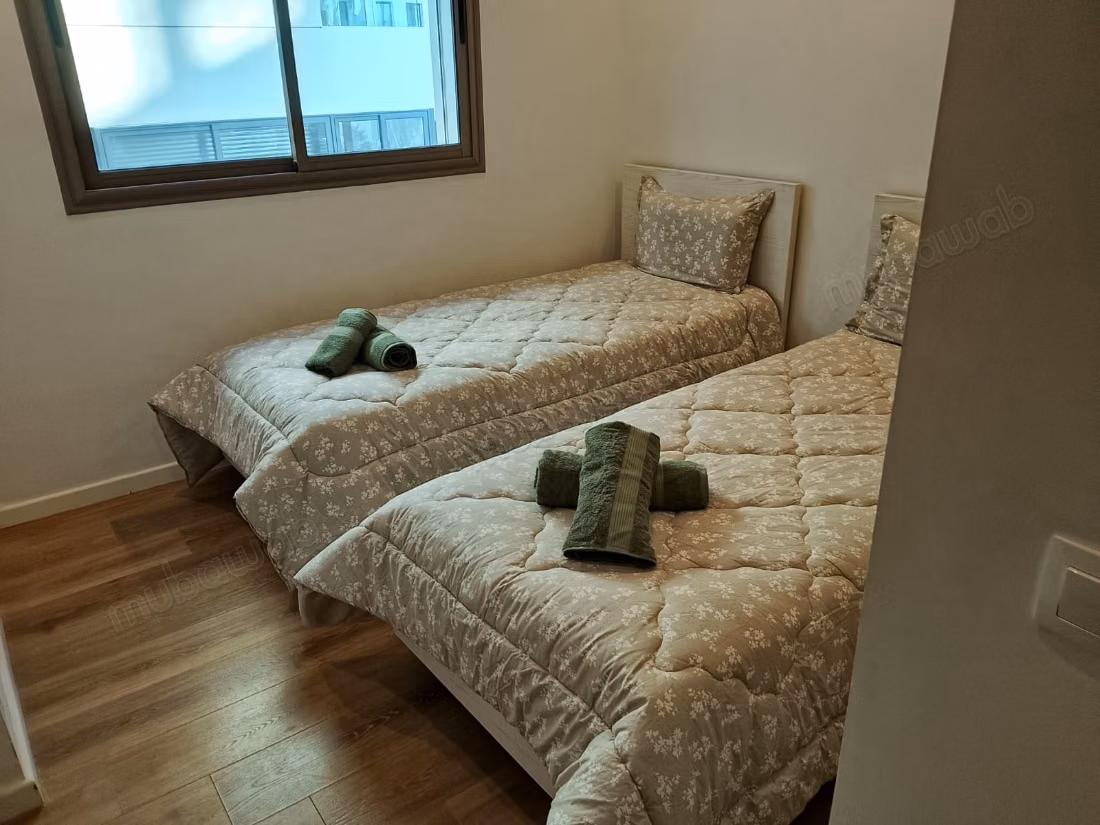 Luxe 3 slaapkamer airconditioned suite garage 2 badkamers balkon
