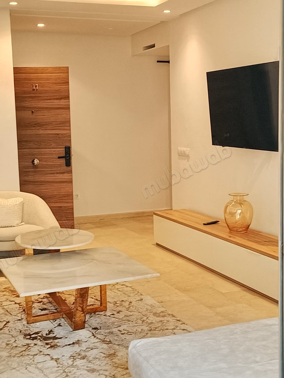 Luxe 3 slaapkamer airconditioned suite garage 2 badkamers balkon