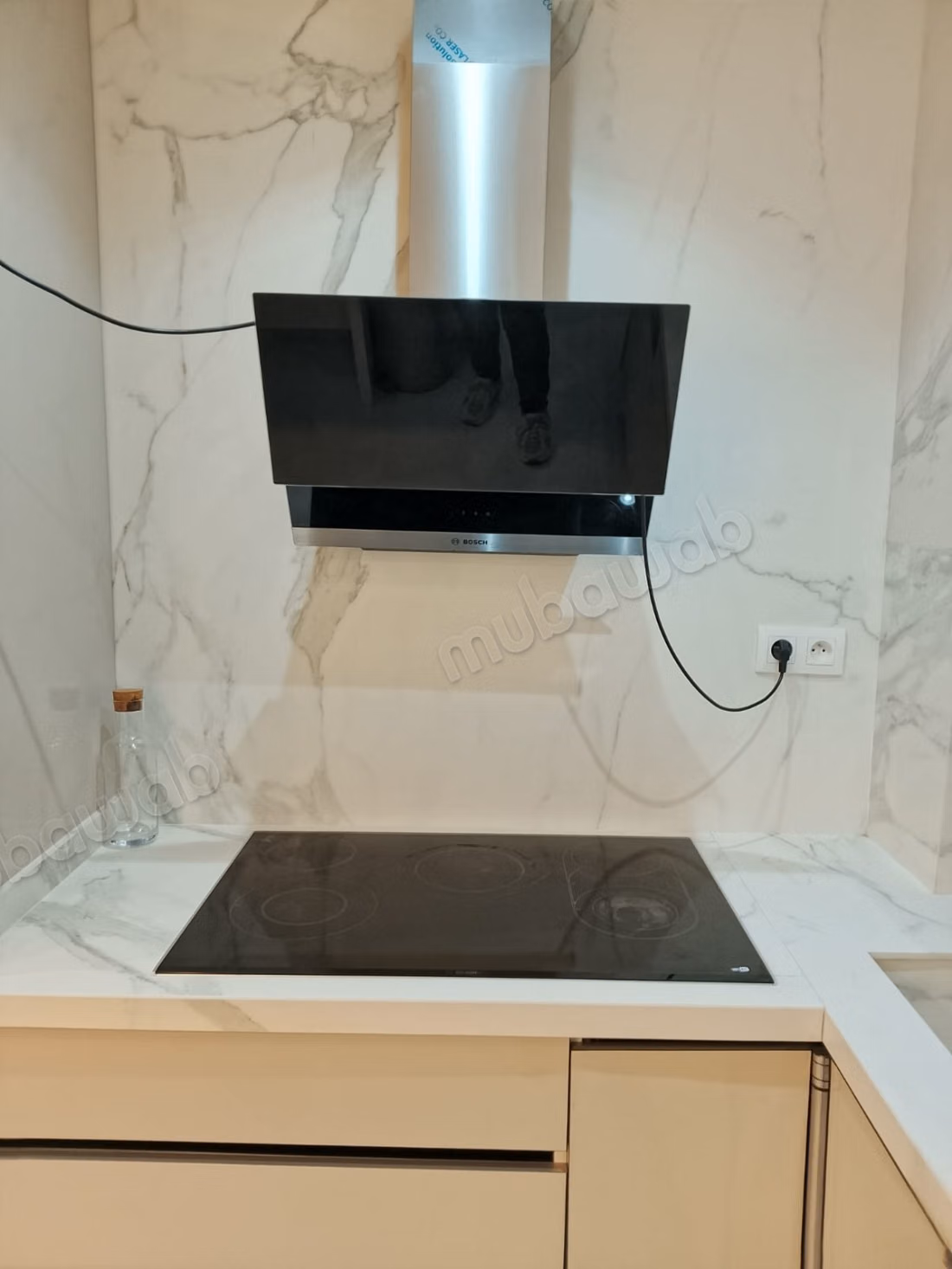 Luxe 3 slaapkamer airconditioned suite garage 2 badkamers balkon
