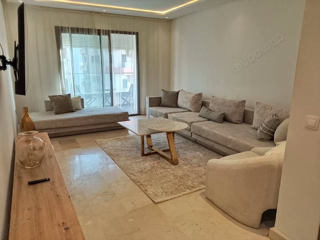 Luxe 3 slaapkamer airconditioned suite garage 2 badkamers balkon