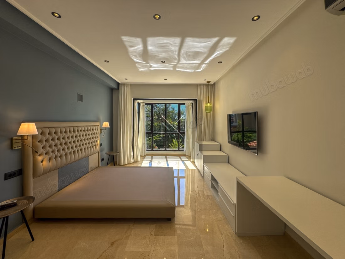 Splendido appartamento in affitto a Ain Diab. Superficie di 220 m². Arredato